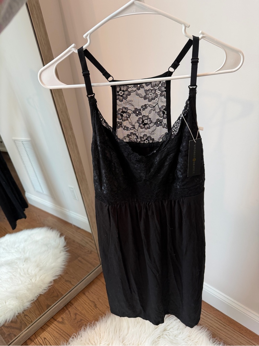 Nursing & maternity Black lace nightgown